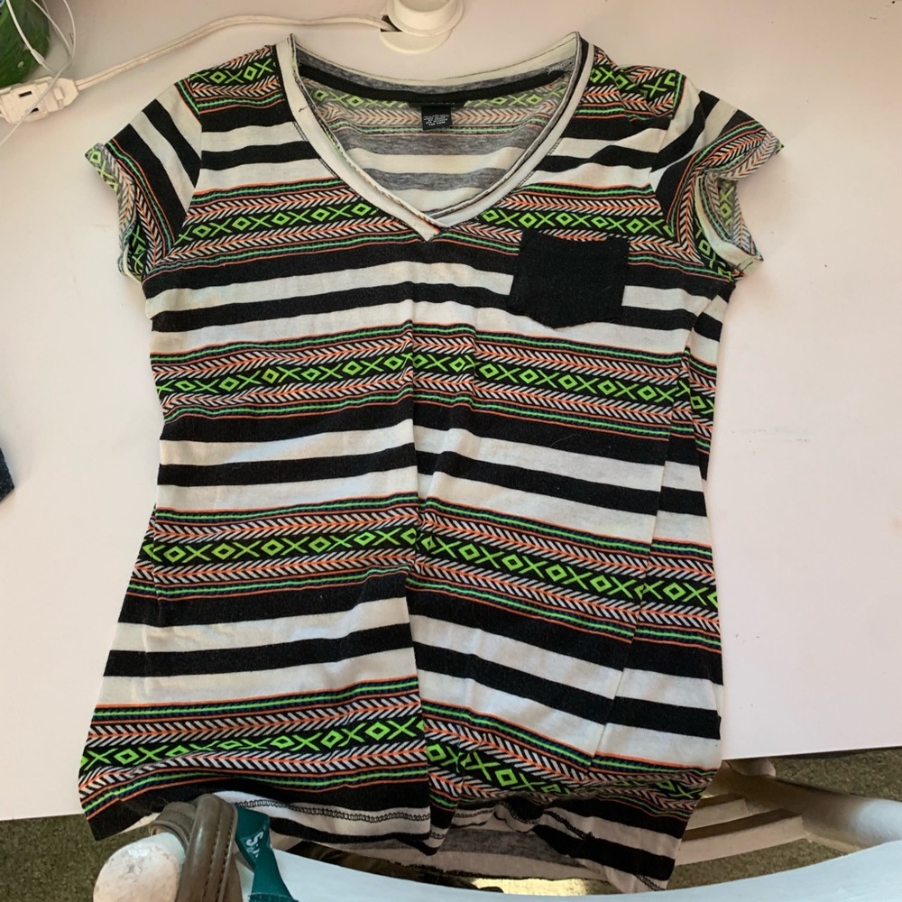 Rue 21 Tee